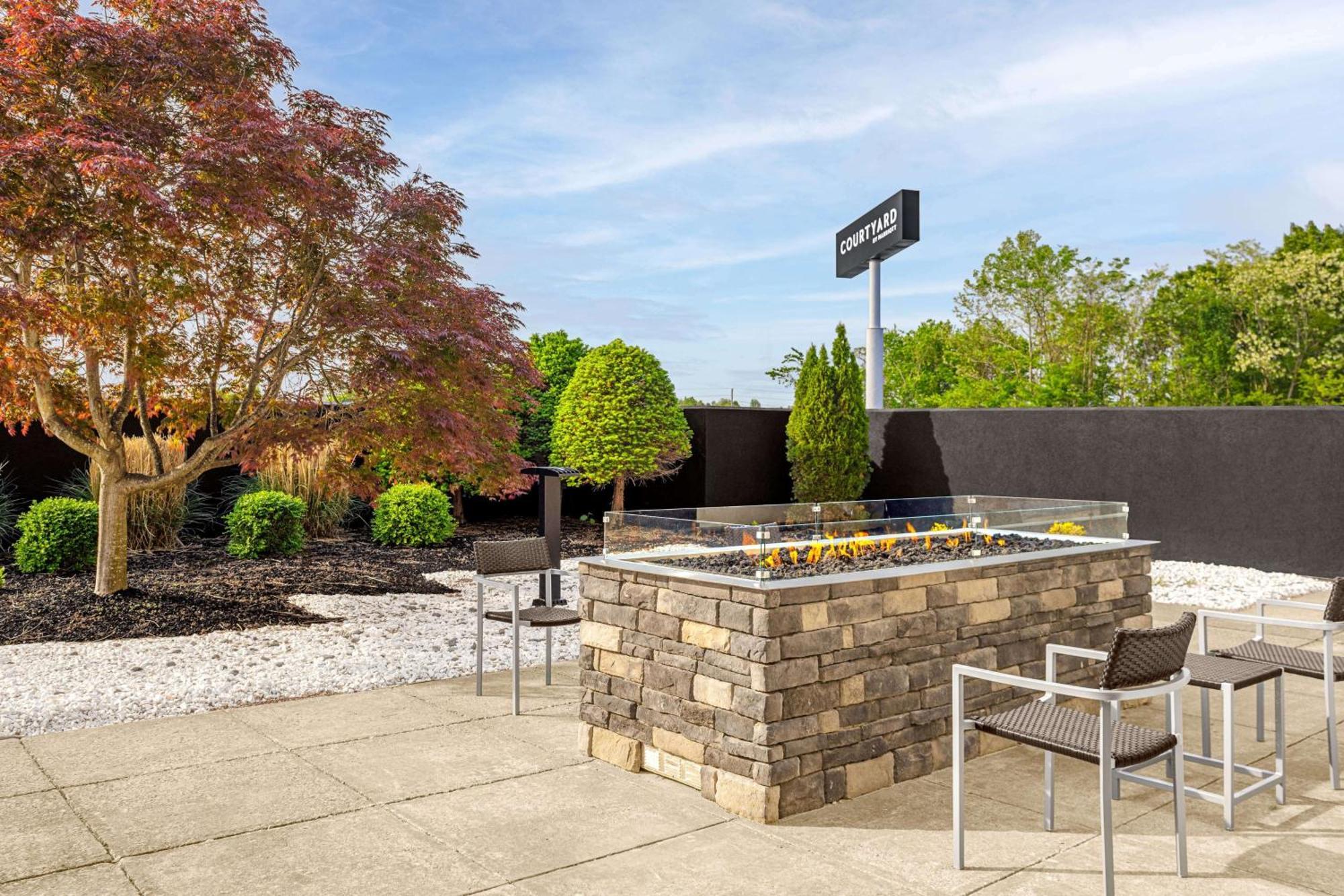 Courtyard Paducah West Ξενοδοχείο Εξωτερικό φωτογραφία